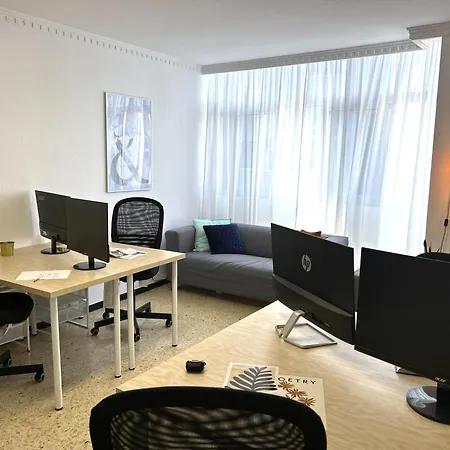 Fandango Roomandoffice Coliving Canteras بيت ضيافة لاس بالماس دي غران كاناريا