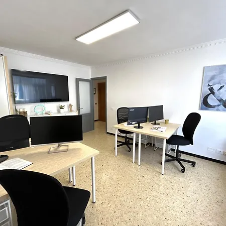 Fandango Roomandoffice Coliving Canteras بيت ضيافة