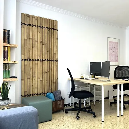 Fandango Roomandoffice Coliving Canteras بيت ضيافة