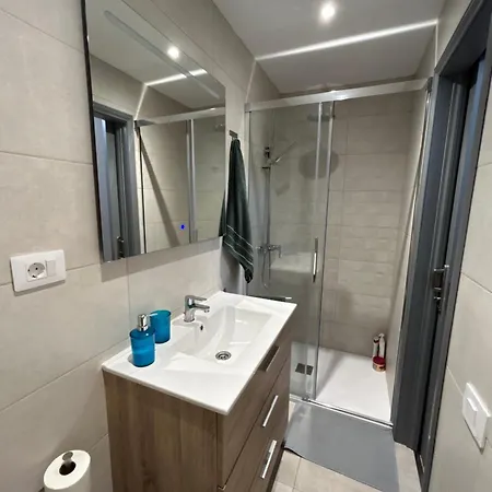 Fandango Roomandoffice Coliving Canteras بيت ضيافة لاس بالماس دي غران كاناريا